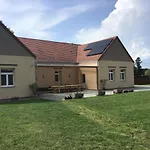 Gasthof Oersegkapuja Vendeghaz Csakanydoroszlo