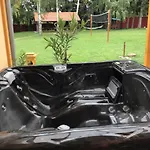 Oersegkapuja Vendeghaz * Csakanydoroszlo