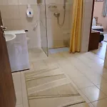Oersegkapuja Vendeghaz بيت ضيافة *