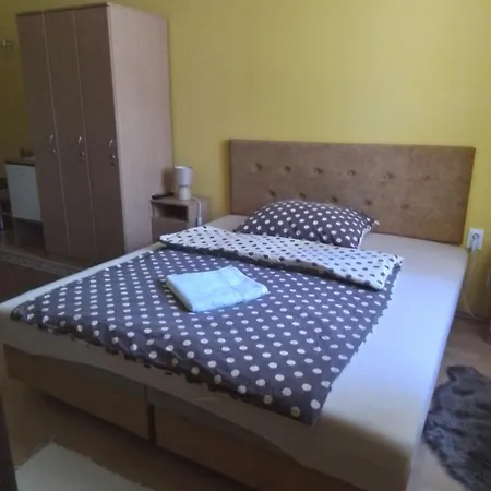 Oersegkapuja Vendeghaz *