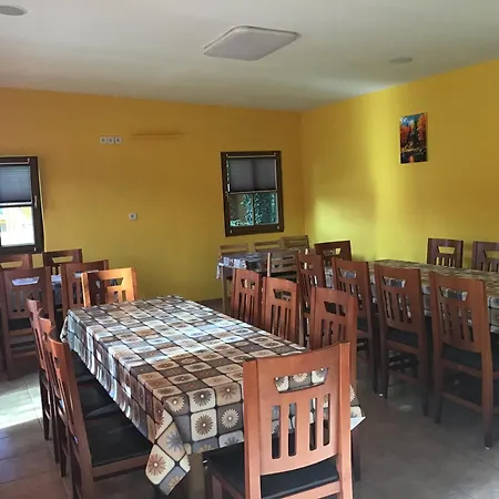 Oersegkapuja Vendeghaz بيت ضيافة